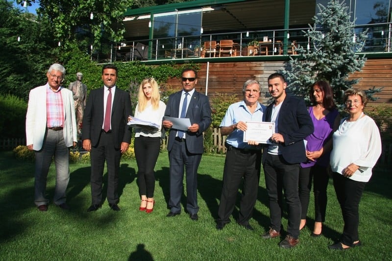 37. Dönem Hukuk İngilizcesi Ve Terminoloji Derslerine Katılanlara Törenle Belgeleri Verildi - 4