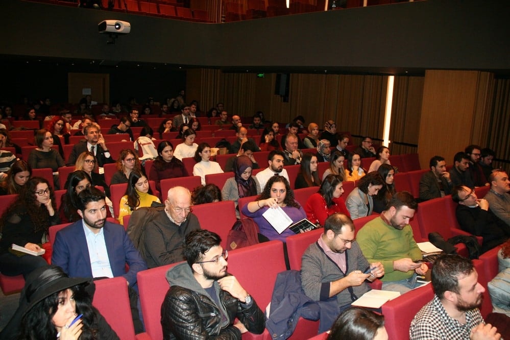 Sağlık Teknolojileri ve Hukuk Konferansı - 49