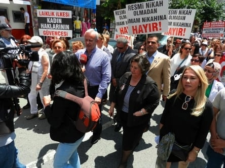 Devrim Yasamız Medeni Kanuna Sahip Çıkıyoruz Yürüyüşü - 30