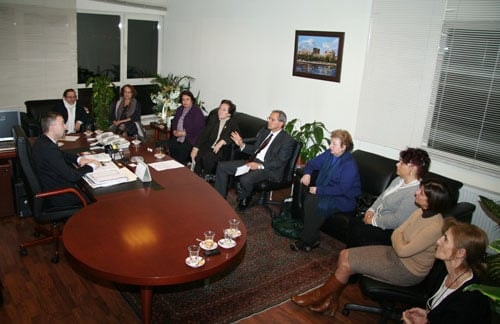 Çydd Genel Başkanı Çelikel
Baro Yönetimini Kutladı
 - 4