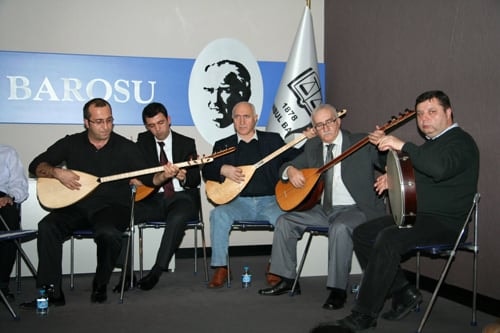 Türk Halk Müziği Koromuz Atatürk’Ün Sevdiği Eserleri Seslendirdi
 - 17