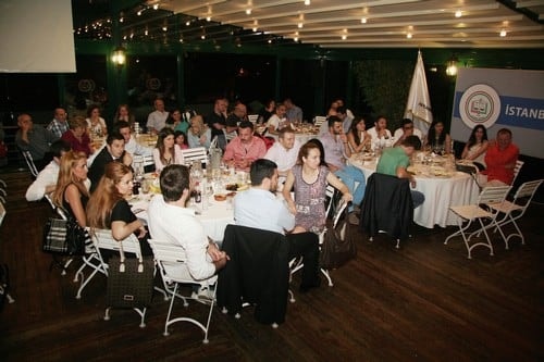 Dünya Şampiyonu Futbol Takımımız Ödüllendirildi 
 - 31