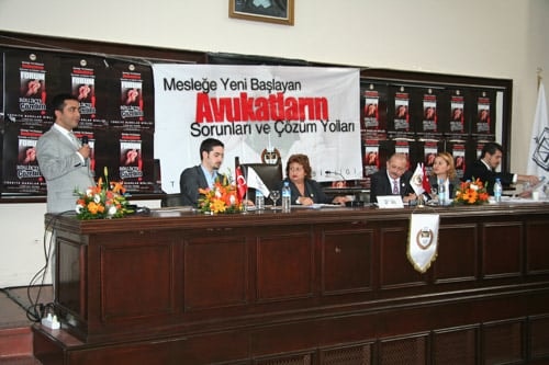 Mesleğe Yeni Başlayan Avukatların Sorunları Forumda Tartışıldı  - 36