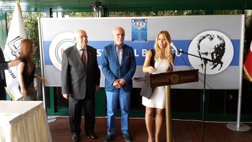 29. Dönem Hukuk İngilizcesi Ve Terminolojisi Derslerini Tamamlayanlara Katılım Belgeleri Verildi 
 - 13