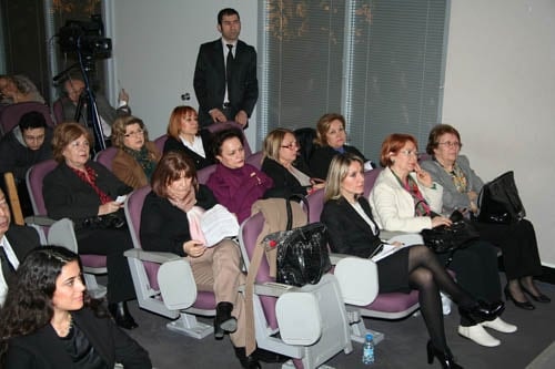 Kadına Şiddet Durmak Bilmiyor

 - 25