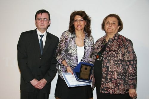 En Fazla Şiddete Sağlık Personeli Uğruyor

 - 53