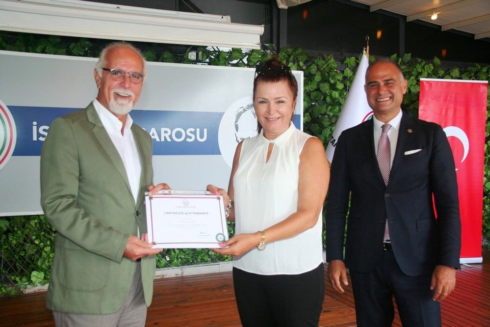 İngilizce Kursunu Tamamlayanlara Sertifikaları Verildi - 33