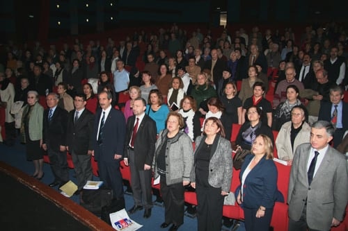 Devrim Yasalarının İçi Boşaltılıyor

 - 12