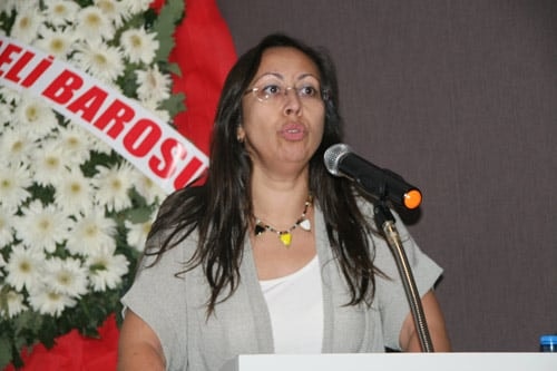 Türkiye Baroları Hayvan Hakları 1. Kurultayı
İstanbul’Da Yapıldı
 - 16