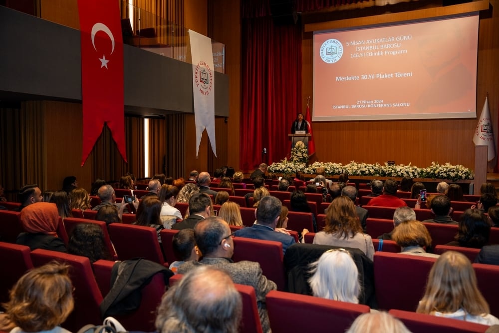 Meslekte 25, 30 ve 35 Yılını Dolduran Meslektaşlarımıza Plaket Verildi - 94