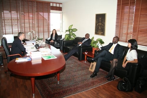 Uluslararası Ruanda Ceza Mahkemesi Başsavcısı Istanbul Barosu’Nu Ziyaret Etti 

 - 1