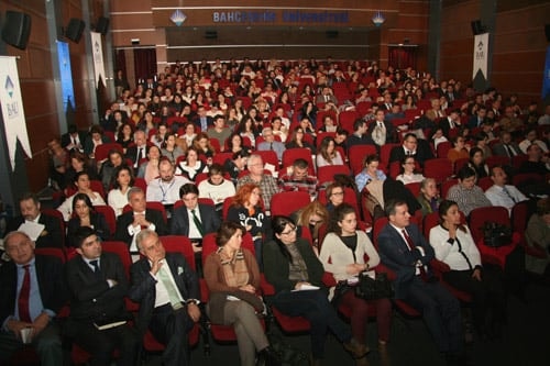 Twitter Kapatmak Hukuk Devletinde Olacak Şey Değil - 59