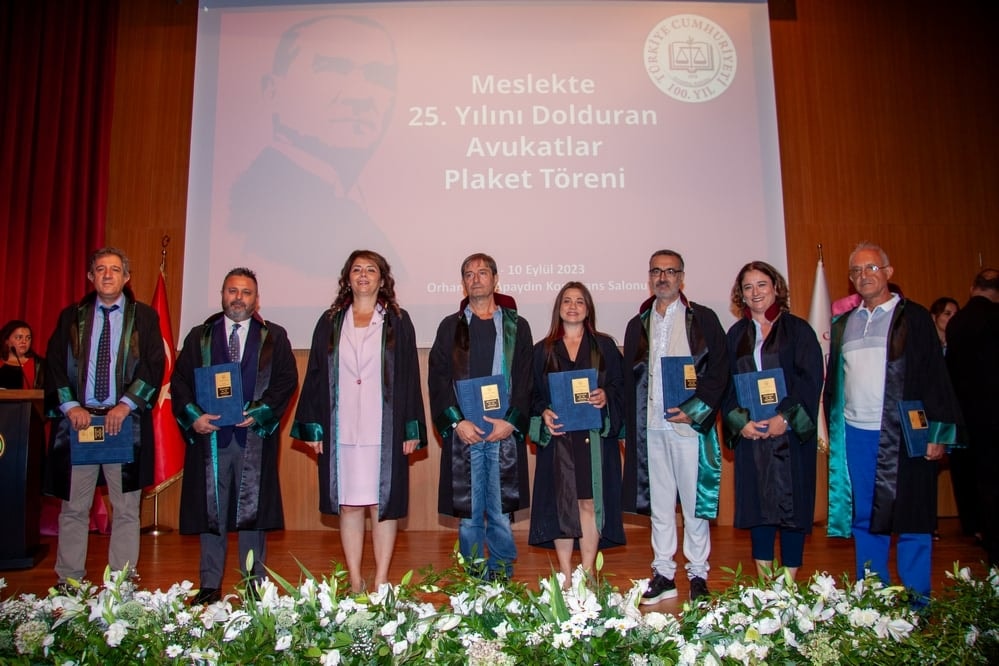 Meslekte 25, 30 ve 35 Yılını Dolduran Meslektaşlarımıza Plaket Verildi - 83