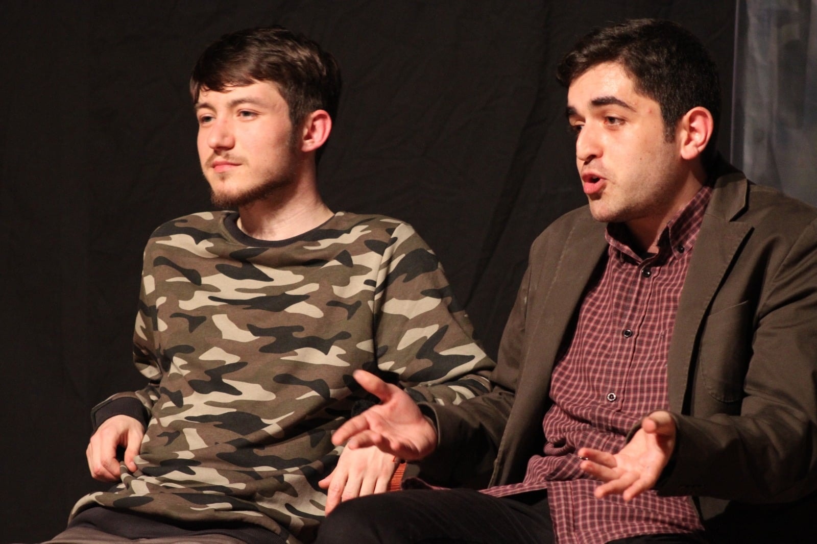 Otogargara Devam Ediyor - 4