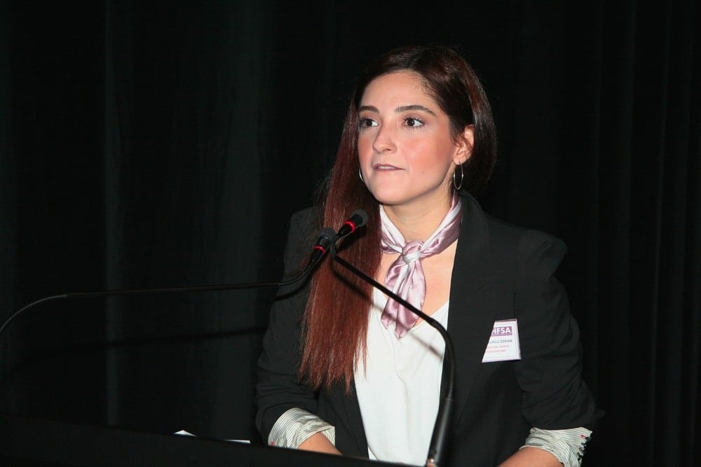 Hukuka Felsefi ve Sosyolojik Bakışlar VIII - 1