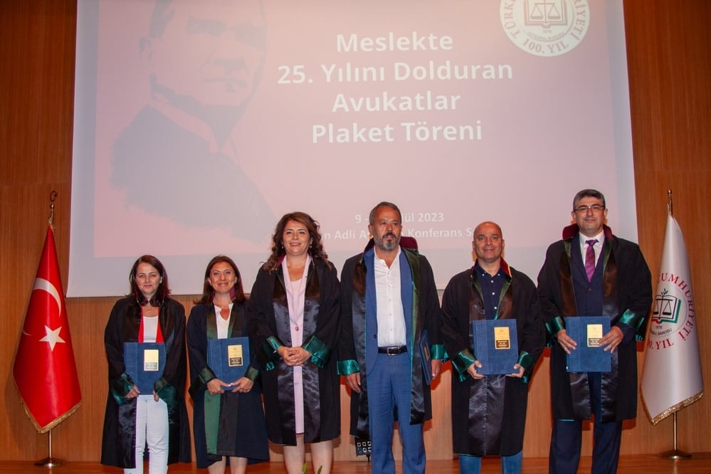Meslekte 25, 30 ve 35 Yılını Dolduran Meslektaşlarımıza Plaket Verildi - 58