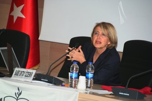 Kadın Hakları Ve Aile İçi Şiddet” Konulu Sertifika Programı Devam Ediyor
 - 52