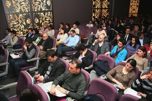 “Kadın Hakları Ve Aile İçi Şiddet” Konulu Sertifika Programı

 - 13