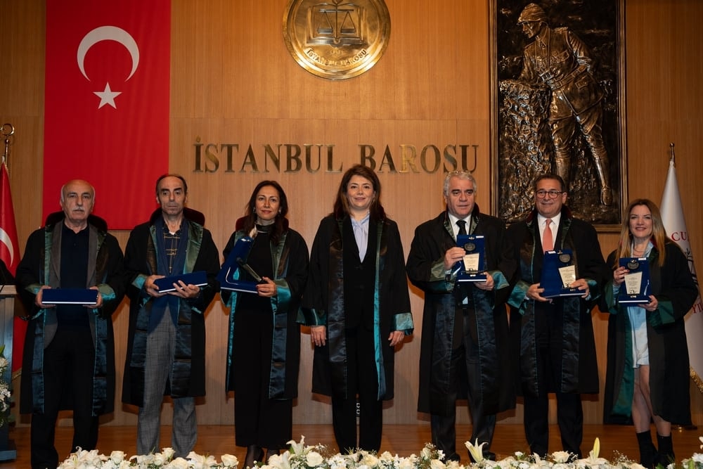 Meslekte 25, 30 ve 35 Yılını Dolduran Meslektaşlarımıza Plaket Verildi - 84