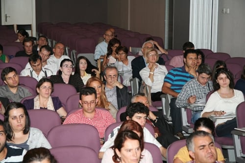 Hukuk Ve Tıp Mensupları Arasında Ortak Dil
 - 49