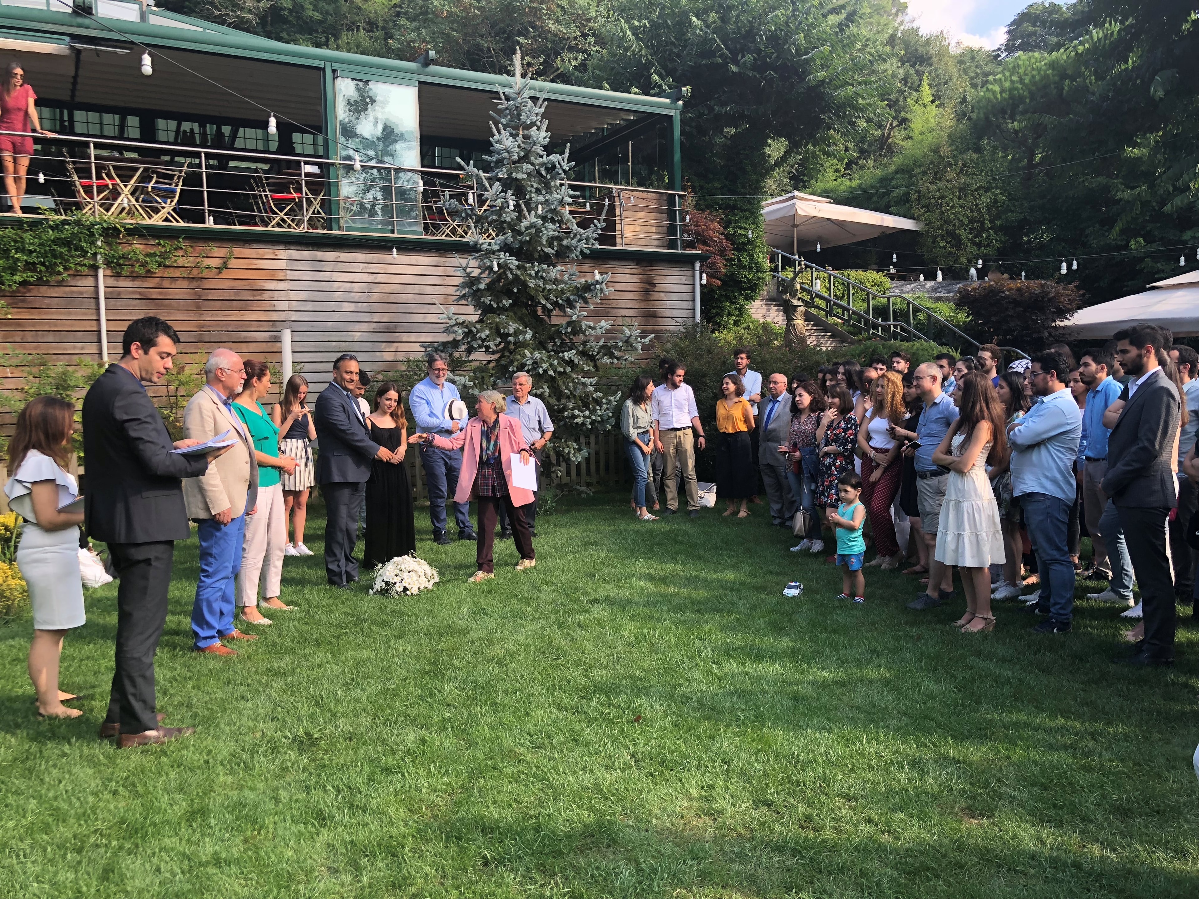 40. Dönem Hukuk İngilizcesi ve Terminoloji Derslerine Katılanlara Törenle Belgeleri Verildi - 22