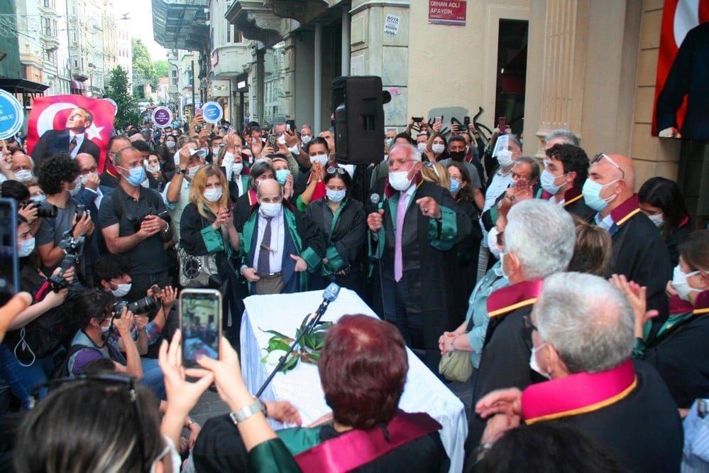 Biz Bu Ülkeyi Hukuk Devleti Yapmak İçin Varız - 17