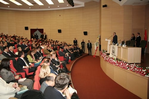 Hukuk Eğitimi Büyük Bir Kaosa Sürüklenmiştir - 23