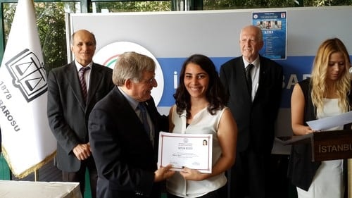 29. Dönem Hukuk İngilizcesi Ve Terminolojisi Derslerini Tamamlayanlara Katılım Belgeleri Verildi 
 - 48