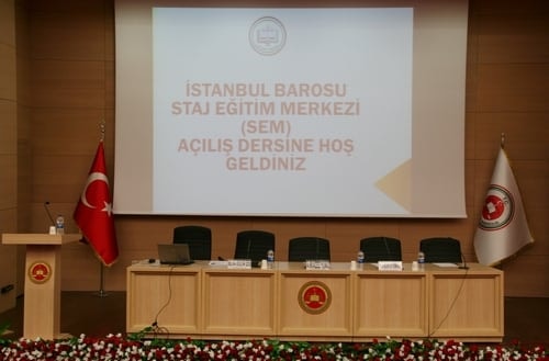 Avukatlık Stajı Mesleğin Önemine Uygun Olmaktan Uzaktır
 - 5