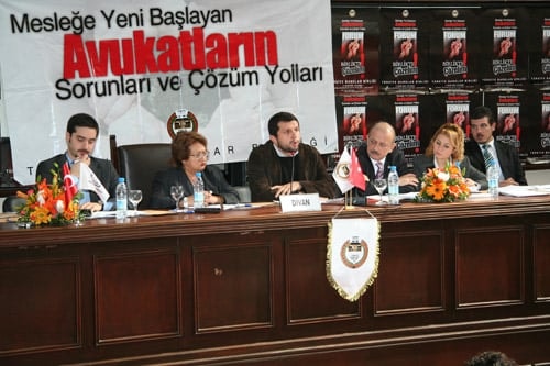 Mesleğe Yeni Başlayan Avukatların Sorunları Forumda Tartışıldı  - 35