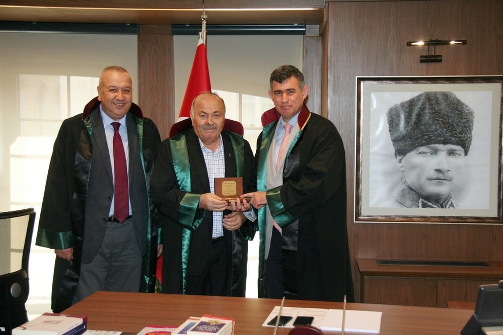 Meslekte 40, 50, 60 Yılını Dolduran 467 Meslektaşlarımıza Madalya Verildi - 400