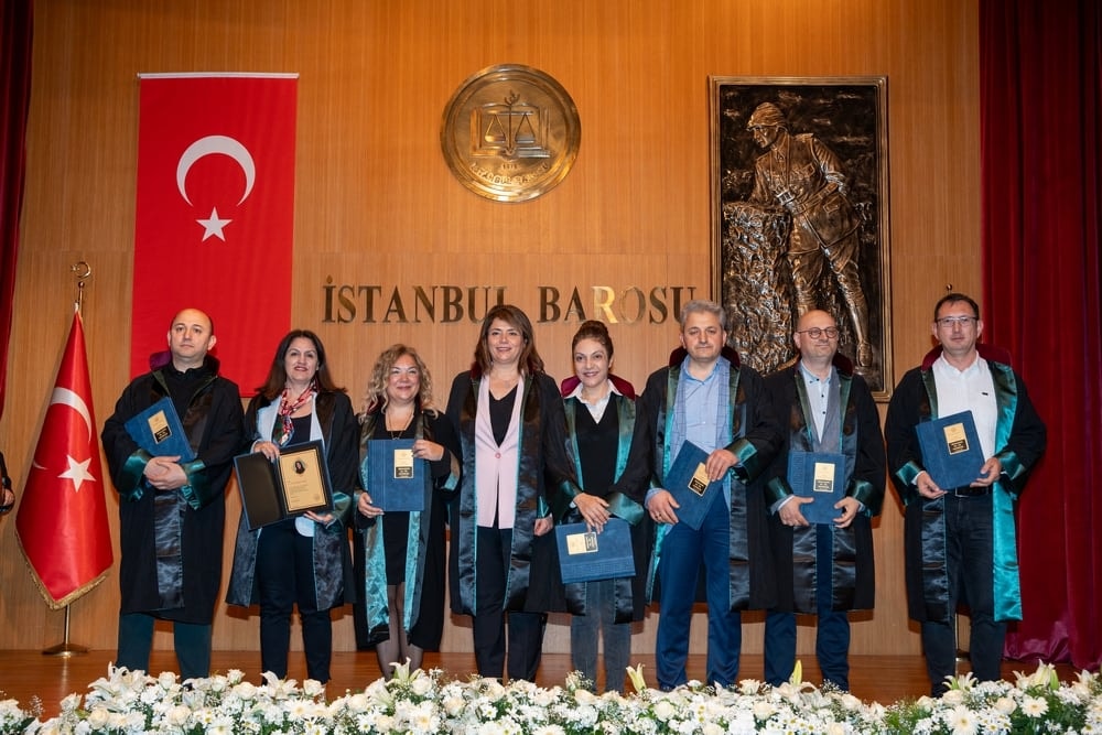 Meslekte 25, 30 ve 35 Yılını Dolduran Meslektaşlarımıza Plaket Verildi - 58