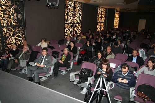 Bilişimin Ticaret Hukukuna Etkileri
 - 12