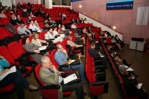 Sosyal Ağlar Ve İnternet Özgürlükçü Anlayışla Düzenlenmeli
 - 4