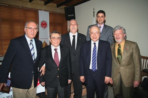 Spor Kulüpleri Yeniden Yapılandırılmalıdır 
 - 29