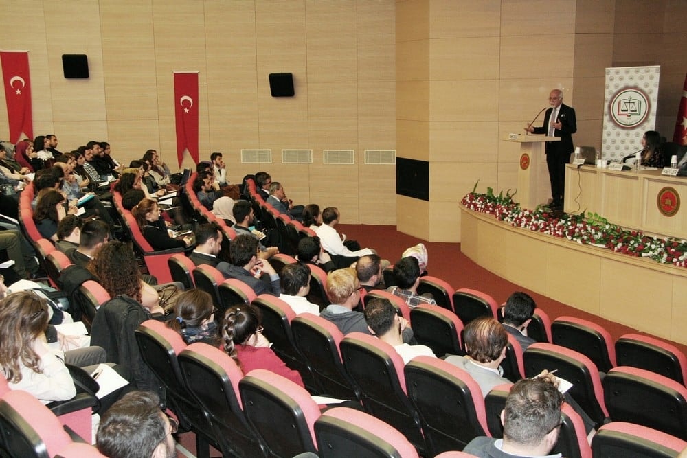 Avukatın Yapacağı İş Hukuk Teknisyenliğine Dönüştürülmemeli - 76