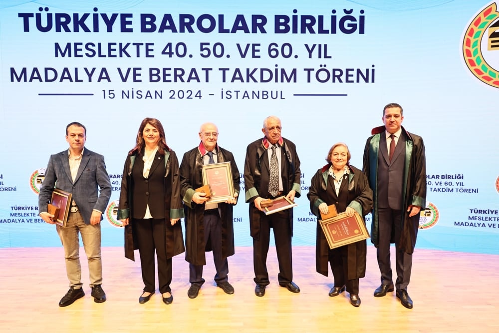 Meslekte 40, 50 ve 60 Yılını Dolduran Meslektaşlarımıza Plaket Verildi - 92