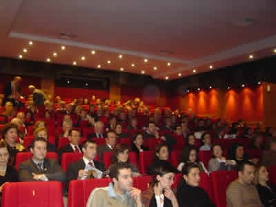 İstanbul Barosunca Düzenlenen Sinema Hukuk Buluşması, Dün Akşam (23.02.2004) Şişli Movieplex Sinemasında Jüri Adlı Filmin Türkiye Galasıyla Başladı.