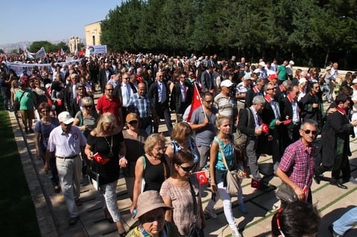 Yeni Adli Yıl Görkemli Bir Alternatif Açılış Töreniyle Başladı
 - 79