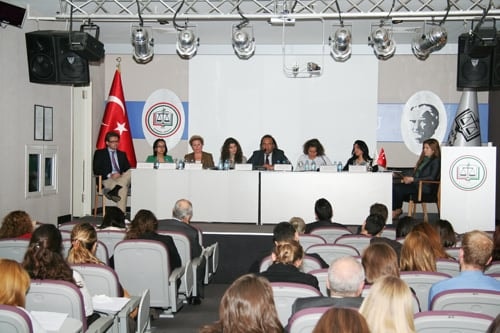 Sosyal Paylaşım Ağları Ve İnternet Korsanlığı
 - 31