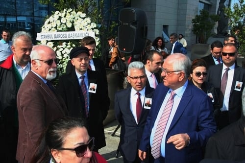 Örnek İnsan Av. Ekrem Erdal Üner’İ Son Yolculuğuna Uğurladık
 - 7