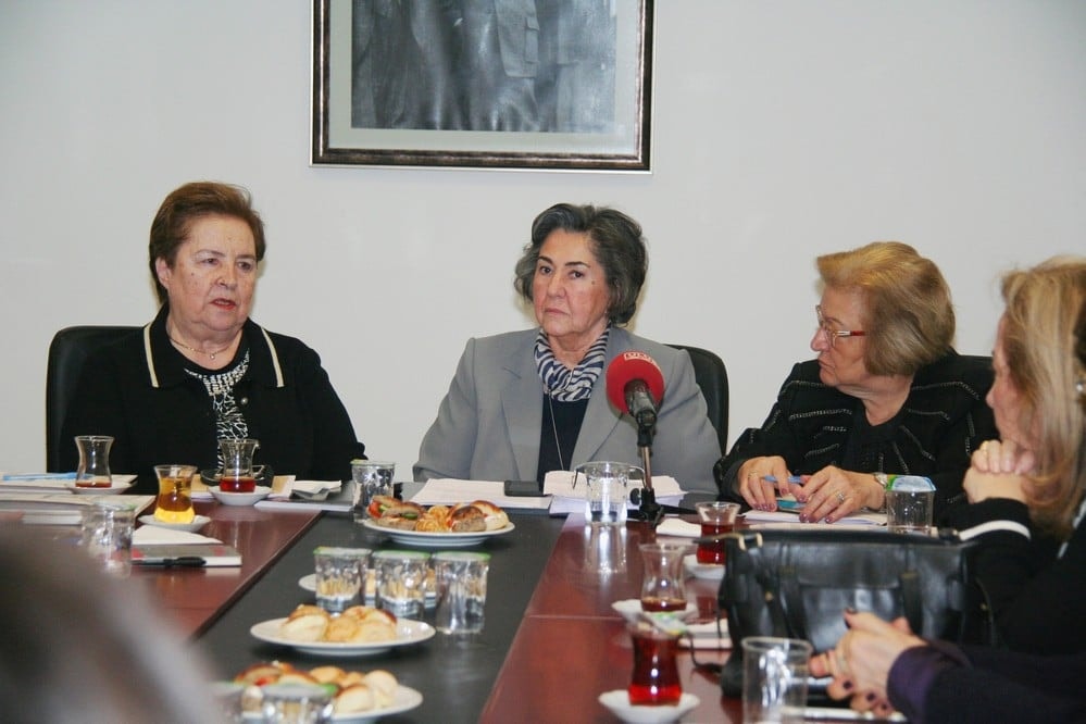 Devrim Yasamız Medeni Kanunumuza Sahip Çıkalım  - 27