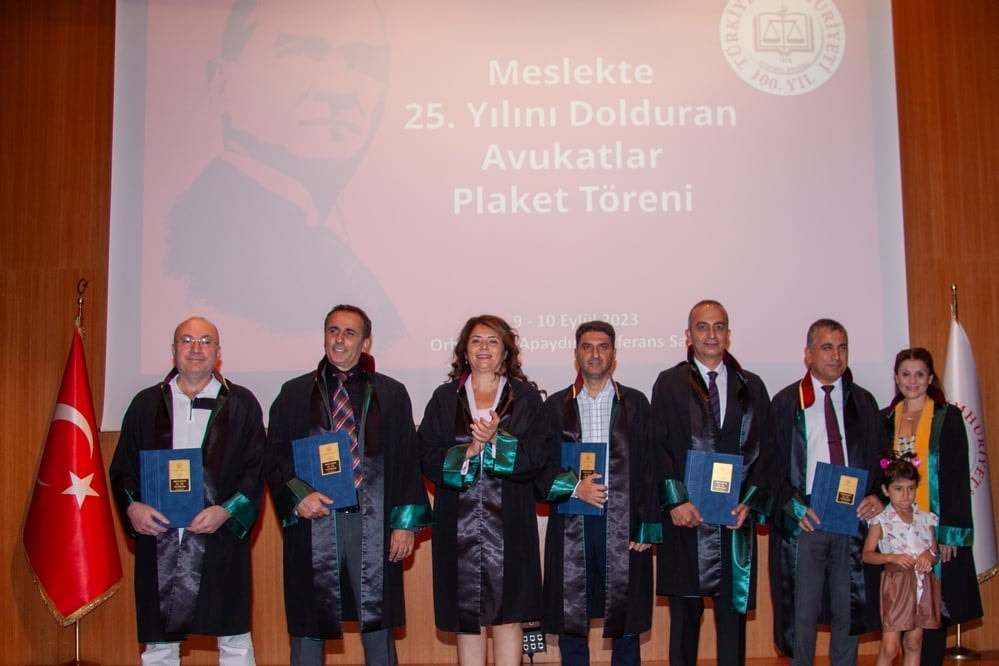 Meslekte 25, 30 ve 35 Yılını Dolduran Meslektaşlarımıza Plaket Verildi - 60