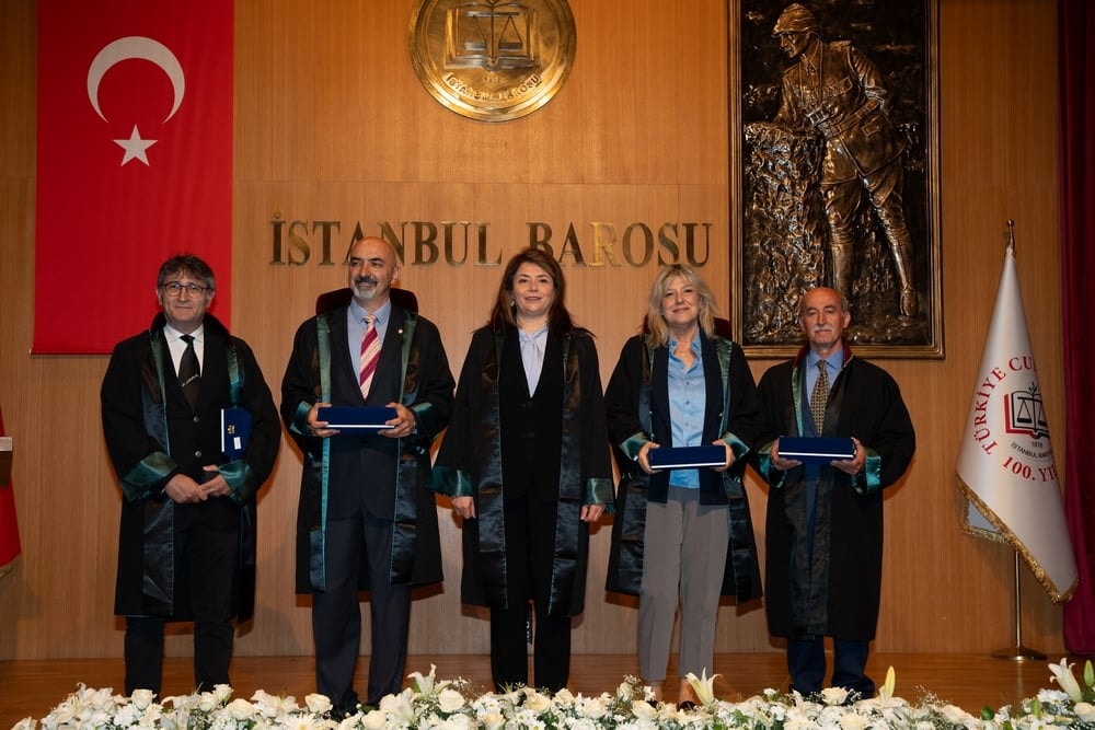 Meslekte 25, 30 ve 35 Yılını Dolduran Meslektaşlarımıza Plaket Verildi - 88