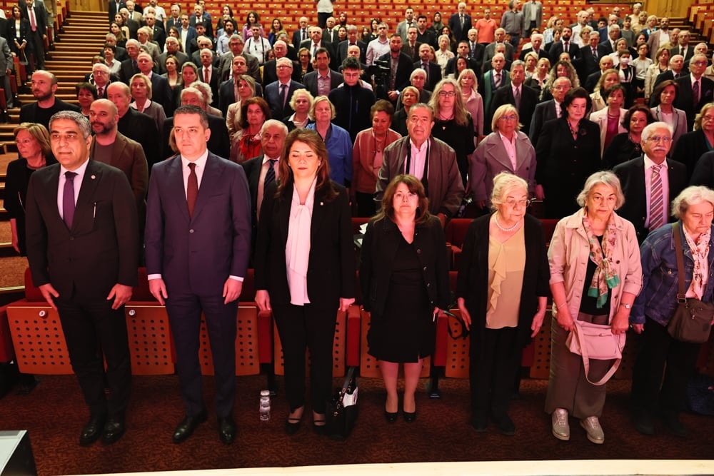 Meslekte 40, 50 ve 60 Yılını Dolduran Meslektaşlarımıza Plaket Verildi - 4