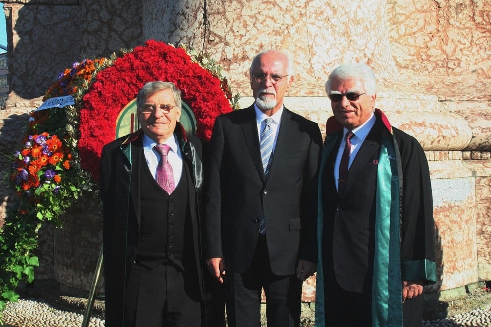 Baromuz Yönetimi Atamızın Huzurunda - 32