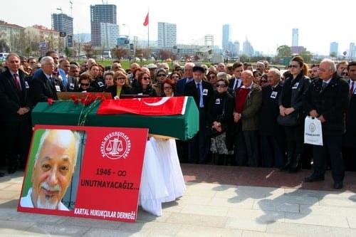 Örnek İnsan Av. Ekrem Erdal Üner’İ Son Yolculuğuna Uğurladık
 - 1