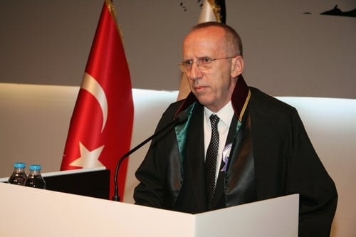 Ümit Kocasakal İstanbul Barosu Başkanlığına Yeniden Seçildi 

 - 58