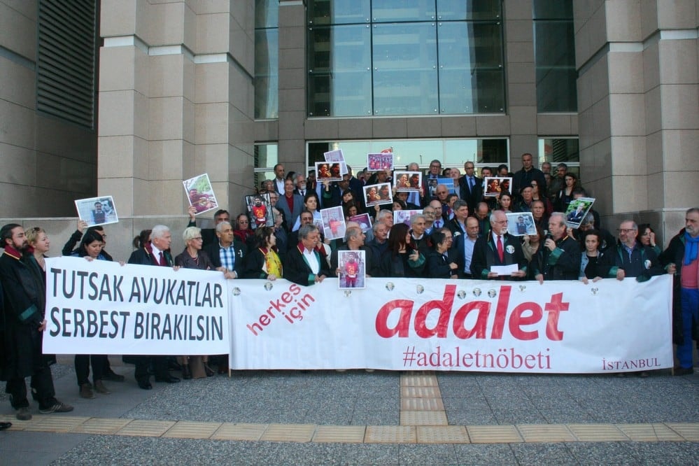 Biz Hukuk Devleti İstiyoruz - 18