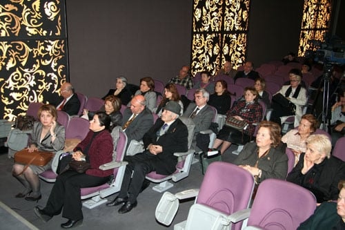 Kadın Haklarında Olumlu Ayrımcılık
Mutlaka Desteklenmelidir
 - 5